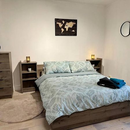 Isval Wifi-Hyper Centre Cognac Apartment Bagian luar foto