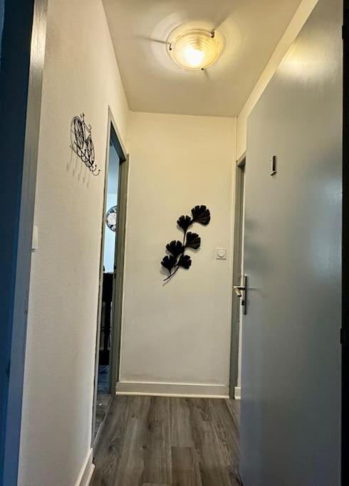 Isval Wifi-Hyper Centre Cognac Apartment Bagian luar foto