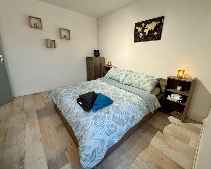 Isval Wifi-Hyper Centre Cognac Apartment Bagian luar foto
