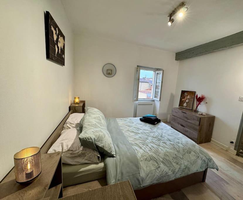 Isval Wifi-Hyper Centre Cognac Apartment Bagian luar foto
